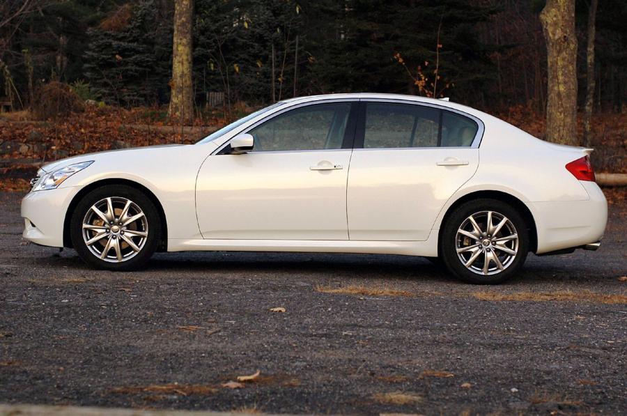  Infiniti G37x S Sedan 2009 года  (фото 3 из 44)